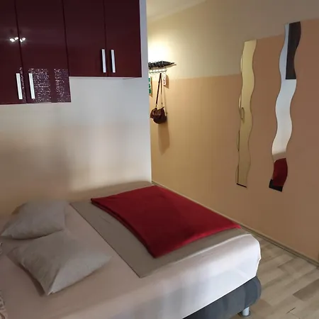 Oli Apartment